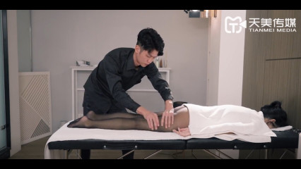 Massage Yoni Trung Quốc đầy dâm dục